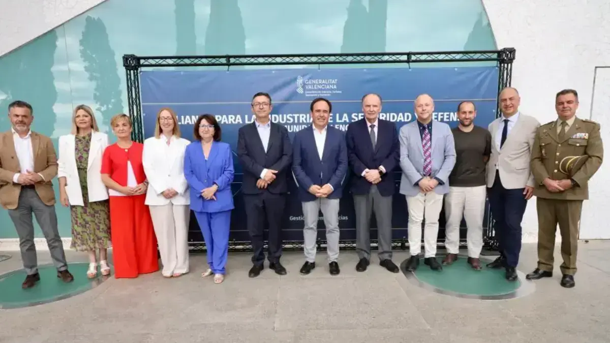 Pérez Llorca presenta una inversió de 100 milions d’euros per al pla estratègic d’indústria de defensa.