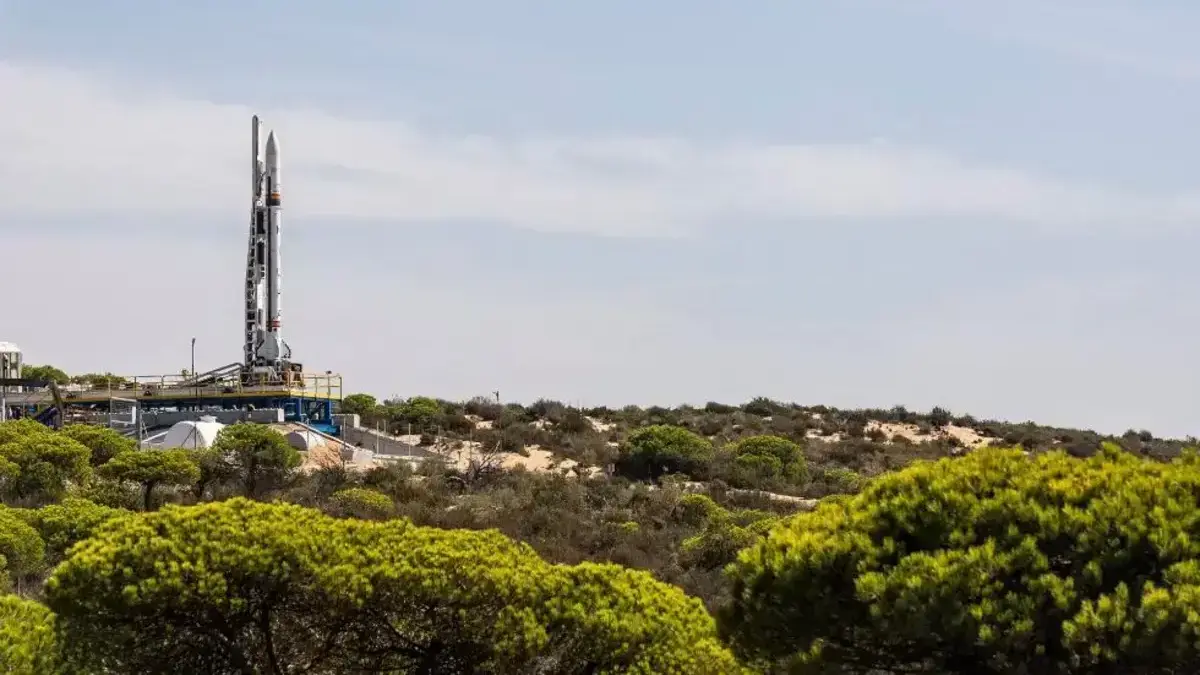Treballadors i gestió institucional davant la tramitació del projecte per a la planta aeroespacial de PLD Space a Elx