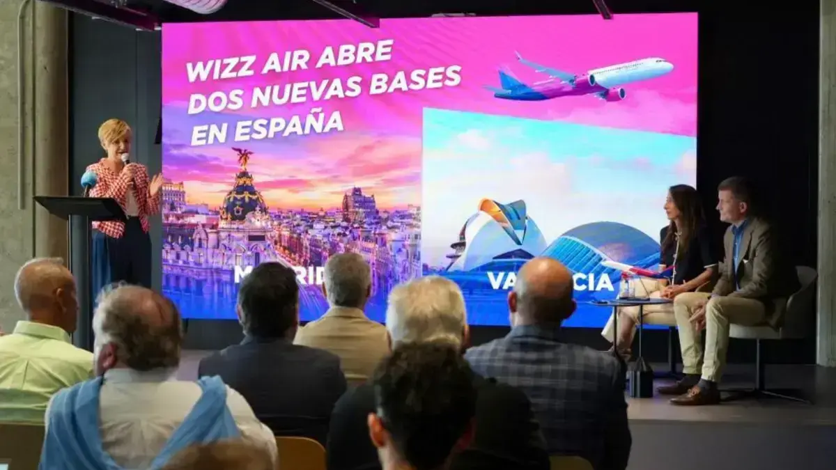 Marián Cano destaca la nova base de Wizz Air a València i la connectivitat internacional