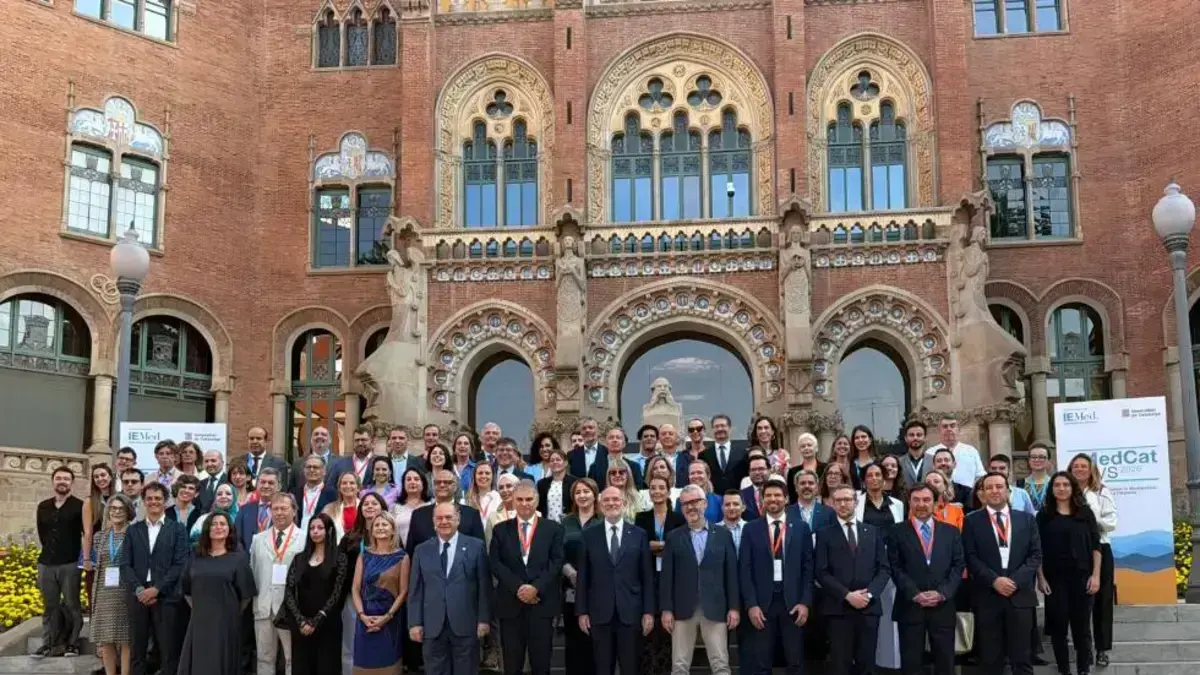 Representants parlant durant un acte institucional per impulsar el Pacte per el Mediterrani