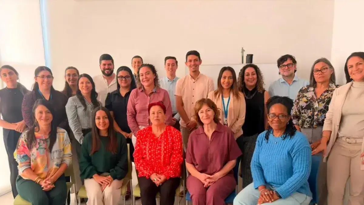 Professionals de Salut Pública i expertes europees en una formació sobre seguretat de materials alimentaris