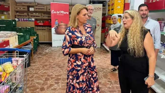 Camarero destaca sinergies entre Generalitat i entitats socials Camarero en una intervenció sobre la col·laboració entre la Generalitat i entitats socials.