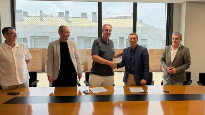 Reunió entre Sanidad i el Sindicat Mèdic per posar fi a la vaga autonòmica.