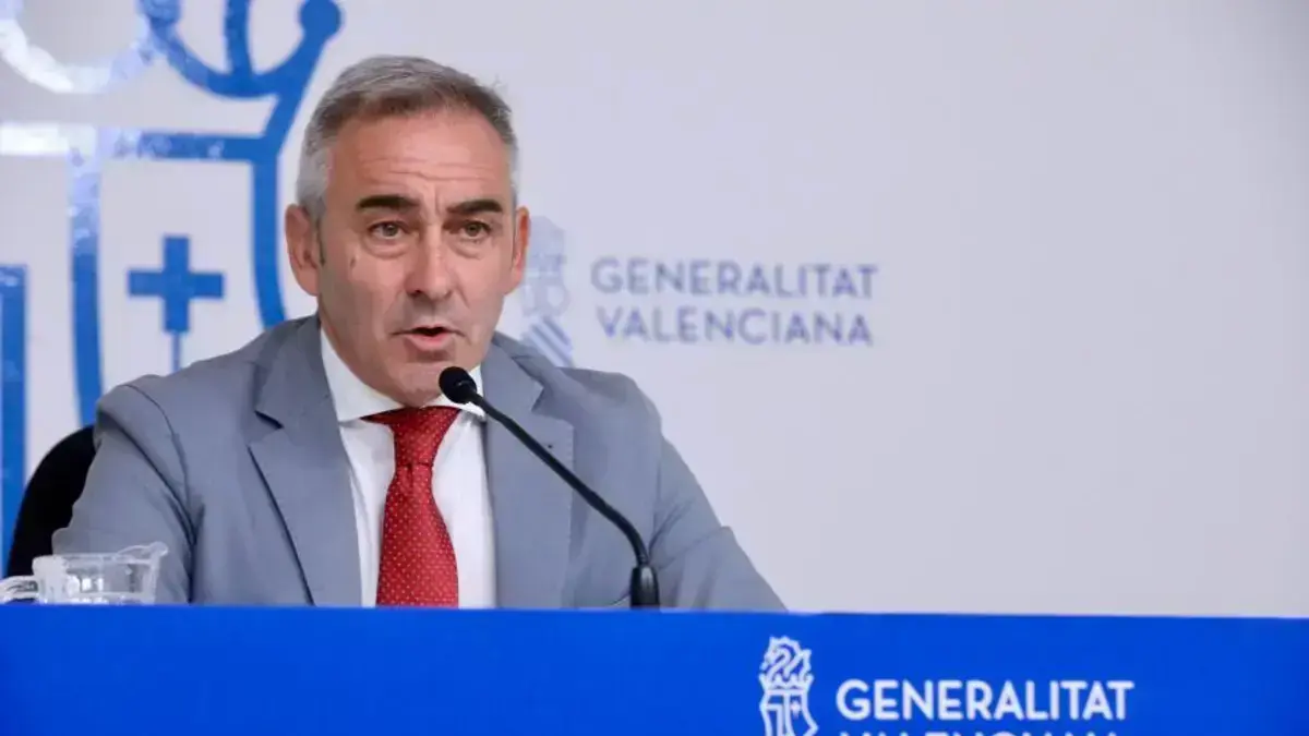 El Consell amplia el Plan Edificant en 230 milions fins als 1.930 milions Cartell o treballs del Plan Edificant amb ampliació pressupostària per a infraestructures educatives