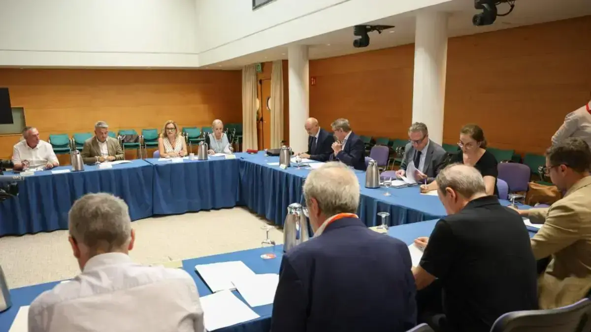 Rovira reclama una negociació amb totes les comunitats per elaborar un nou sistema de finançament autonòmic.