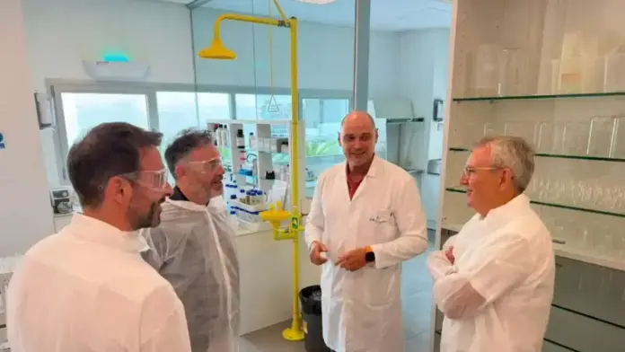 José Díez parla en un acte, destacant el paper de les administracions per facilitar la inversió productiva.