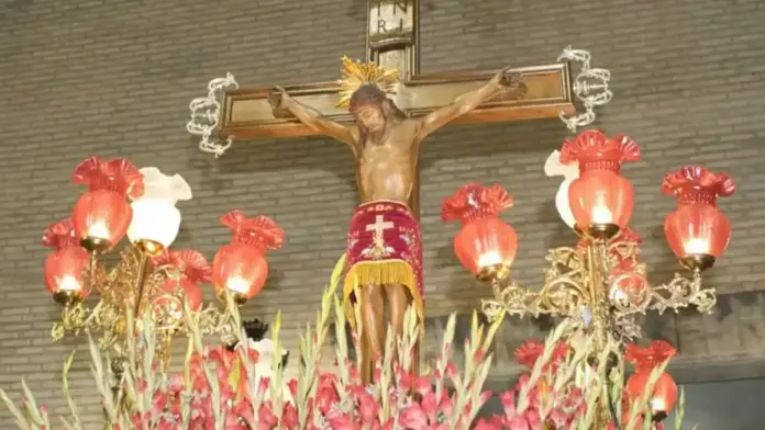 Processó de la Bajada del Santíssim Crist del Monte Calvario de Genovés.