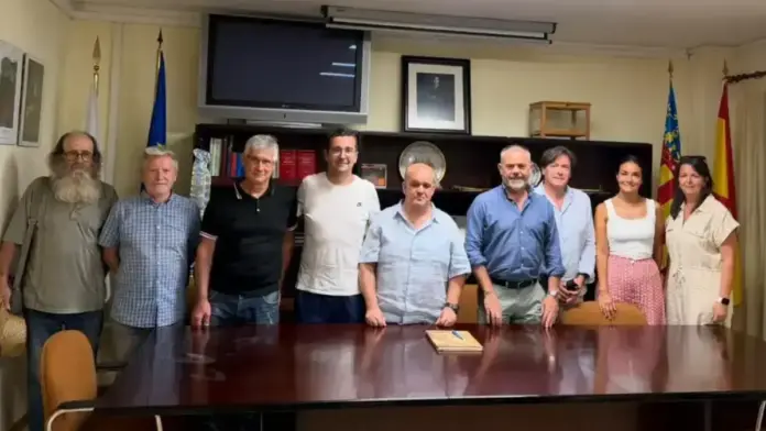 Díez parlant sobre la prioritat del Consell per recuperar la normalitat als municipis en risc de despoblació.