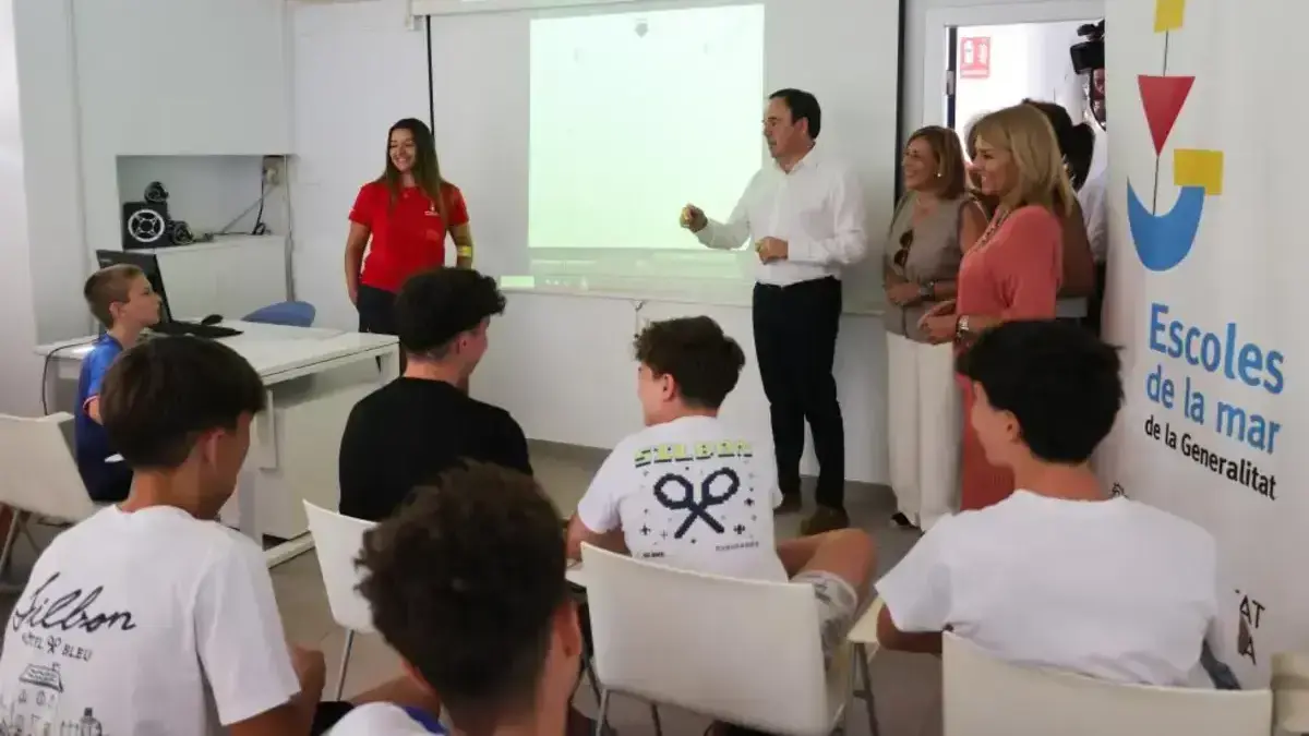 Pérez Llorca: ajudes de la Generalitat a entitats juvenils per a 120.000 joves Pérez Llorca parla sobre les ajudes de la Generalitat a entitats juvenils de la Comunitat Valenciana