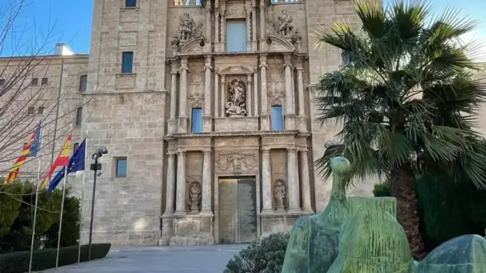 Imatge de la Biblioteca Valenciana anunciant la programació dels clubs de lectura per a 2026-2027
