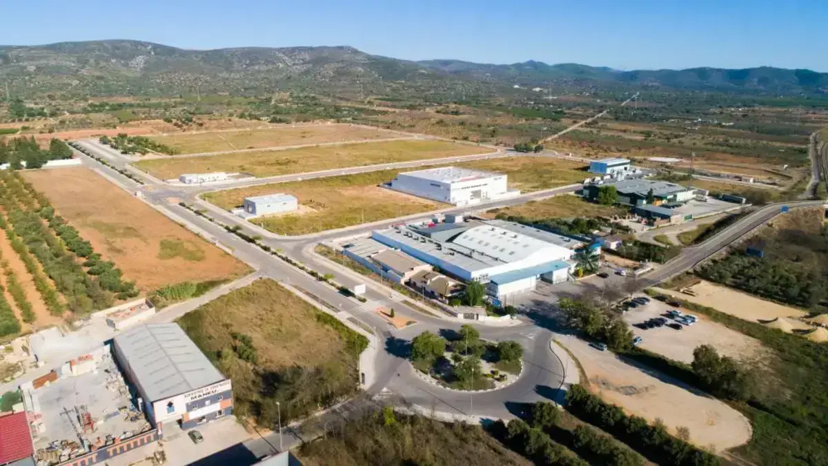 Sòl industrial i instal·lacions empresarials a Alcalà de Xivert amb suport de la Generalitat.