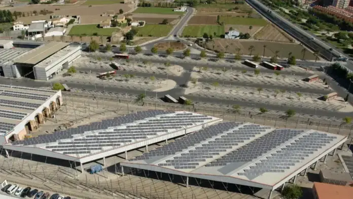 Tallers Naranjos, instal·lacions ferroviàries de Metrovalencia