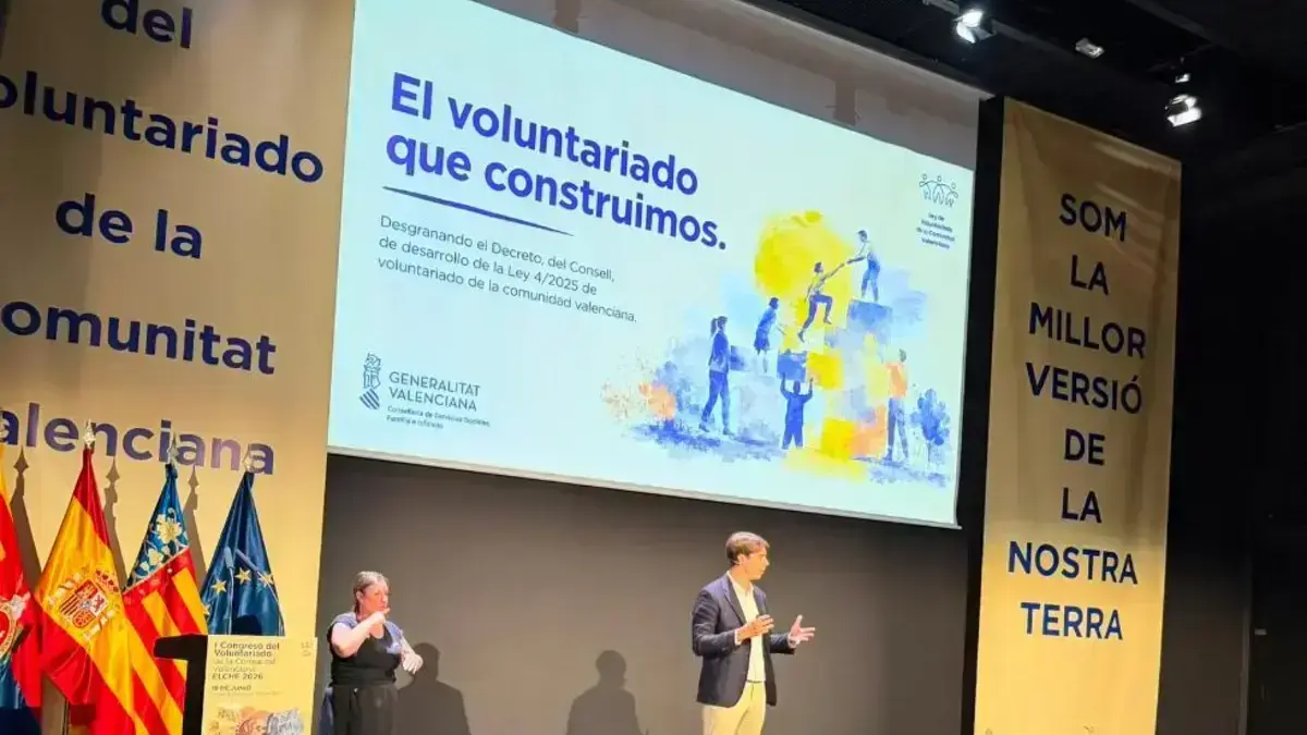 Acte institucional de la Generalitat relacionat amb l’acreditació de l’activitat voluntària a la Comunitat Valenciana.
