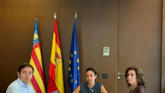 Alcalde o representants d’Albalat demanen protecció i reagrupació familiar per a menors arribats a Ceuta.