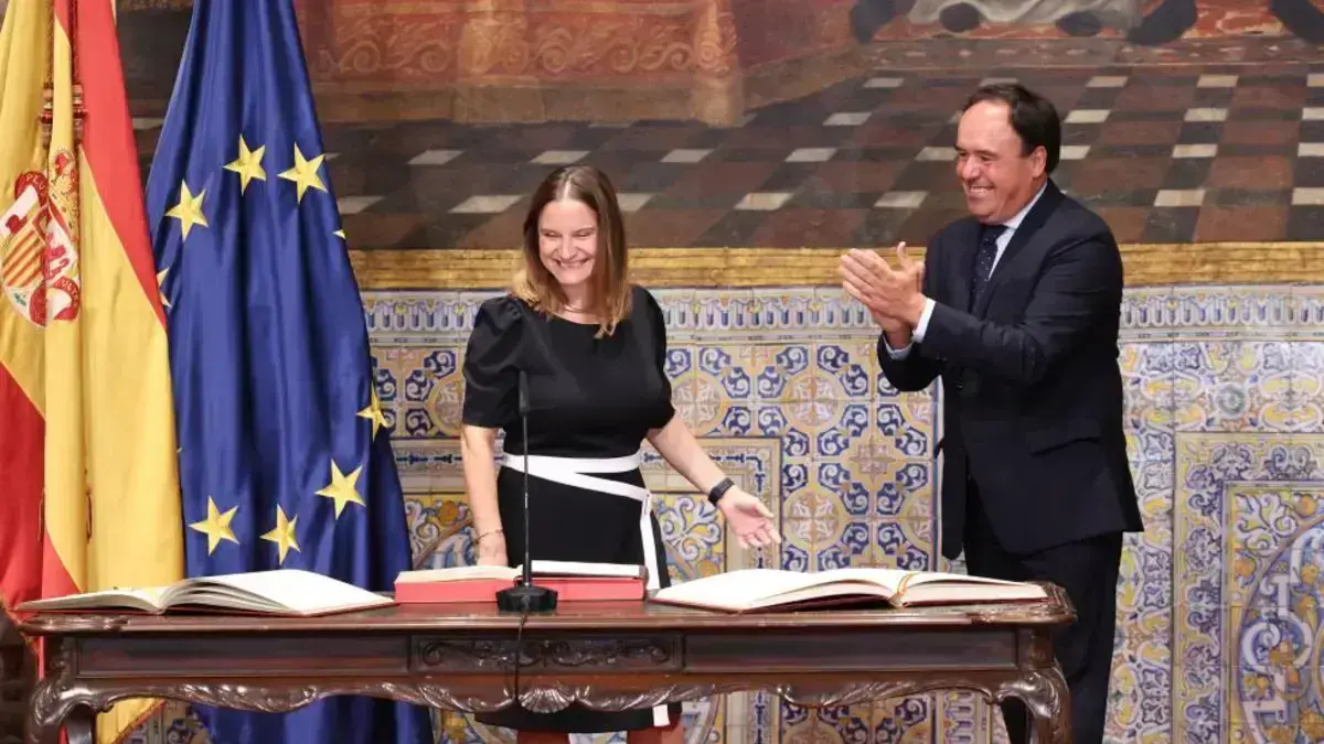 Pérez Llorca parla en un acte sobre la llengua valenciana i el paper de l’AVL.
