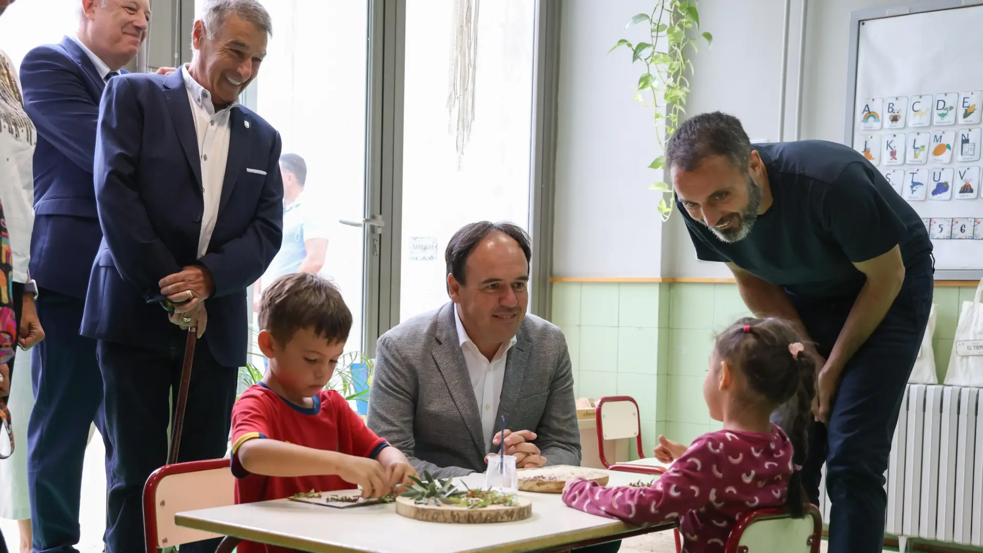 Pérez Llorca destaca l’aposta del Consell per una educació universal i de qualitat a la Comunitat Valenciana.