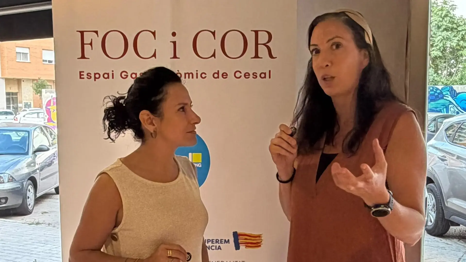 Persona de l’Ajuntament d’Albalat que destaca la inclusió social a través de la formació i l’ocupació.