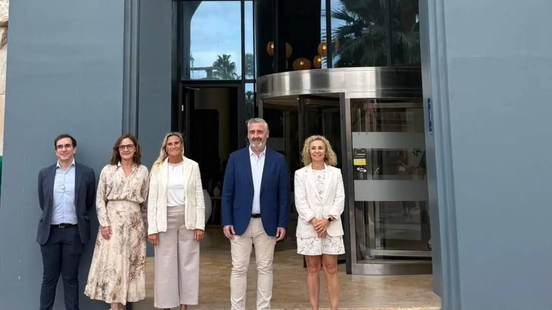 El secretari autonòmic de Cohesió Territorial destacant el suport de la Generalitat als projectes de reactivació.
