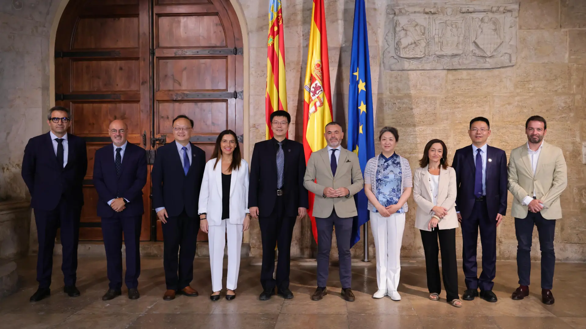 Delegació de la Universitat Southwest Jiaotong en visita a València, en el marc d’una cooperació institucional.
