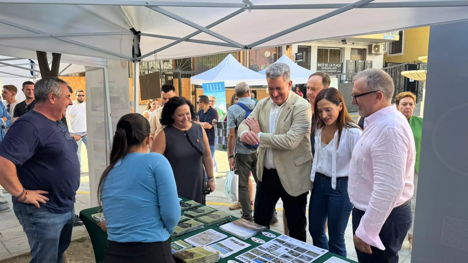Martínez Mus parlant en un acte sobre el paper dels parcs naturals en el desenvolupament sostenible.